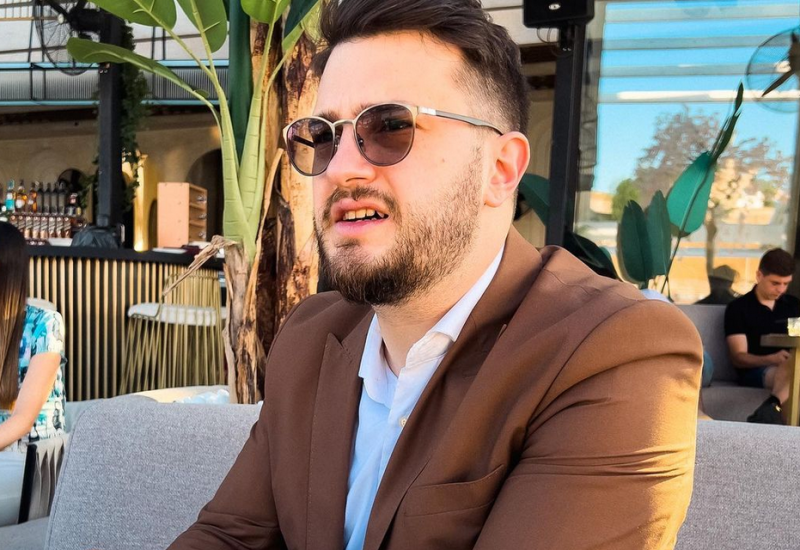 Usijale se društvene mreže: Banjalučki pjevač prozvao Vojaža