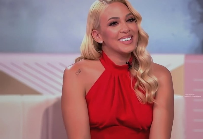 Kaplje sa svih strana: Milica Todorović sa porodicom POKRENULA PRIVATNI BIZNIS