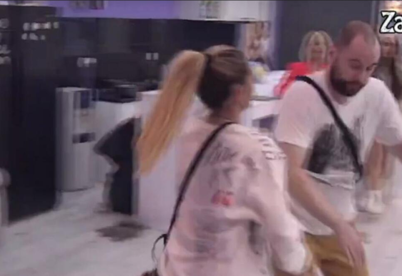 ZVEZDAN UDARIO ANU PRED SVIMA! ČEKA SE REAKCIJA VELIKOG ŠEFA, da li je ovo MOGUĆE?