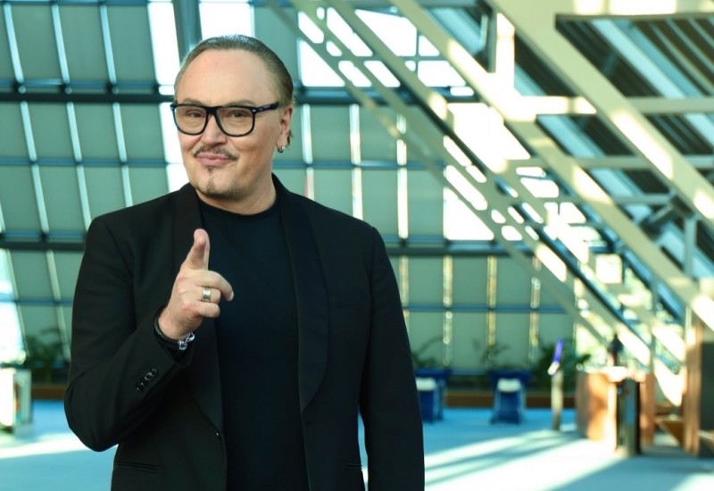 "NE BIH DA GA SMARAM" Knez otkrio kako teku pripreme za nastup sa Riki Martinom