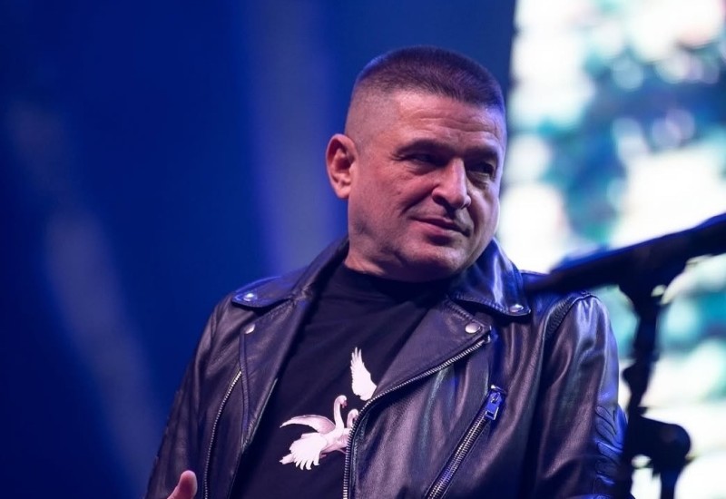 Crnogorski mediji bruje: Baja Mali Knindža pjeva na Dan nezavisnosti?