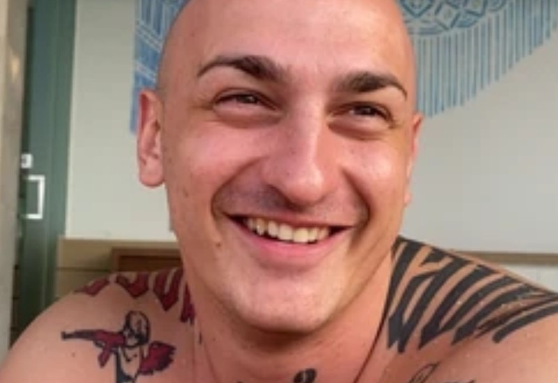 ''TO MOJE DIJETE DA GLEDA I SLUŠA SUTRA?" Naša pjevačica oplela po Desingerici, tvrdi da njegove pjesme imaju loš uticaj
