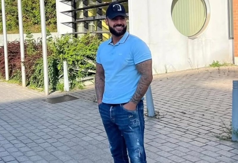 LUKA VUJOVIĆ UDARIO ANĐELA PESNICOM U GLAVU Željko Mitrović odmah reagovao