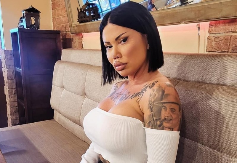 UČESNICI ELITE PUKLA SILIKONSKA ZADNJICA Ugradila 400 kubika, sad doživjela dramu na imanju