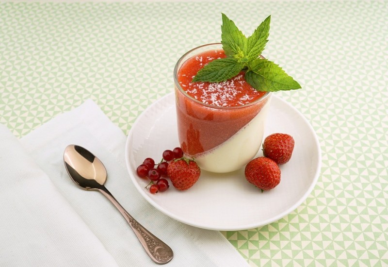 Zdravlje i Savjeti Gotov za tili čas: Puding od banana i jagoda
