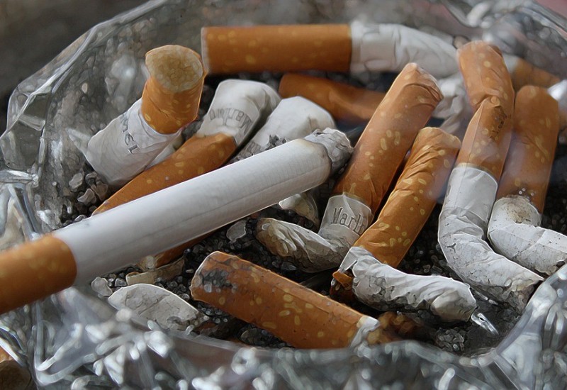 Ko teže ostavlja cigarete, žene ili muškarci?