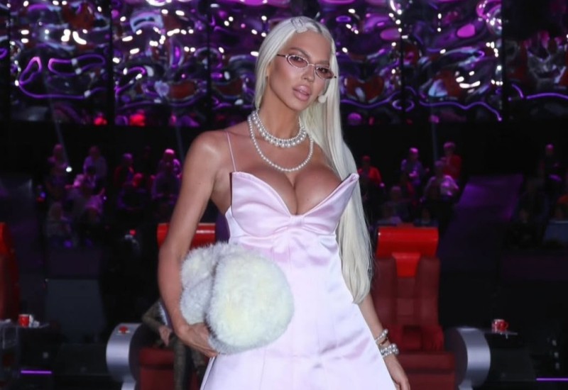 "Ljudi imaju problem sa mnom, ja nemam ni sa kim" Jelena Karleuša se obratila Dragani Mirković