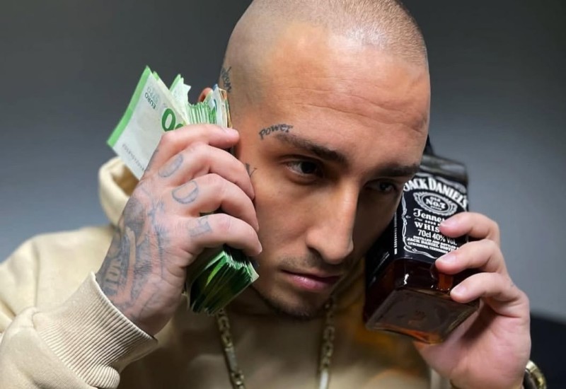 Vuk Mob iskreno o depresiji i borbi s alkoholizmom: "USTANEM U 9, A U 11 SAM VEĆ PIJAN"