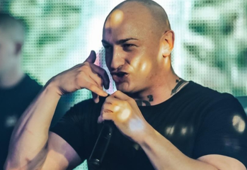 "PREGRMIĆEMO ŠEST MJESECI PRITVORA!" Desingerica otkrio da bi mu najteže pala razdvojenost od porodice