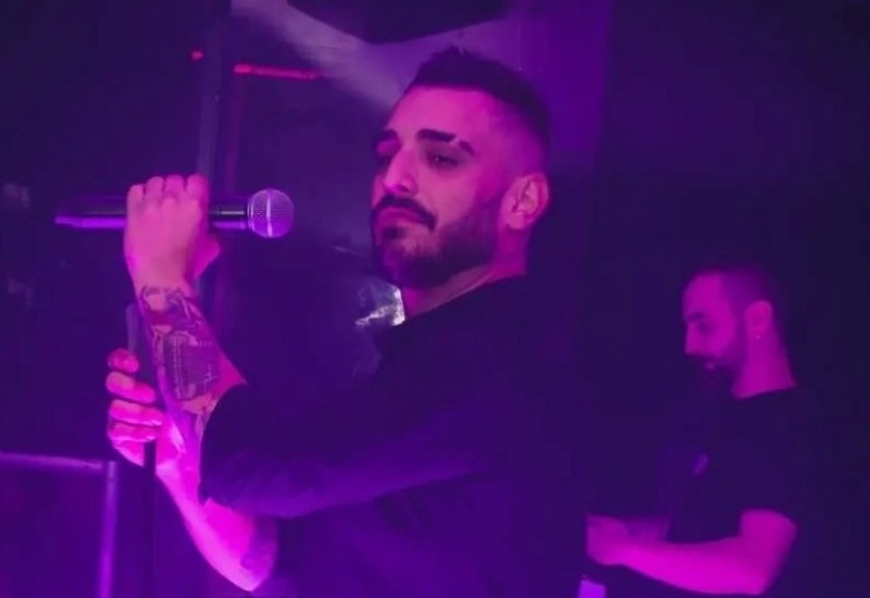 "Kažu - sram me bilo što pjevam, a ja moram da izdržavam 3 porodice" Darko Lazić otkrio kroz šta prolazi